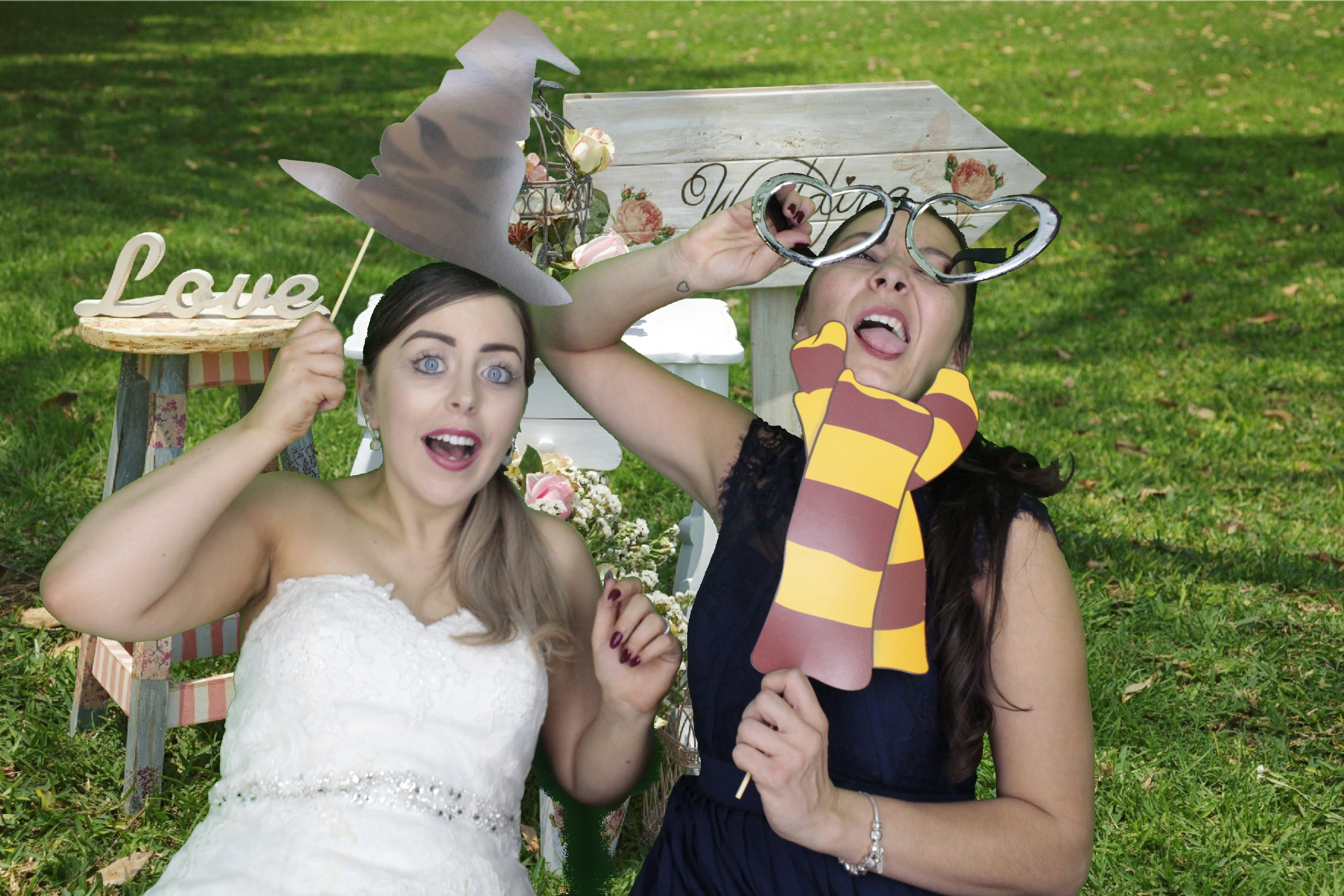 Mr & Mrs Rowe's Wedding | View more photos from the event at gallery.myphotoboothexperience.co.uk/u/MyPhotoBoothExperienceLtd/Mr-Mrs-Rowes-Wedding